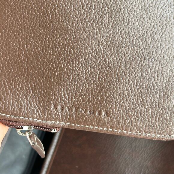 Vintage Levenger large brown leather wallet clutch w/ buckle made in Taiwan - Picture 15 of 16